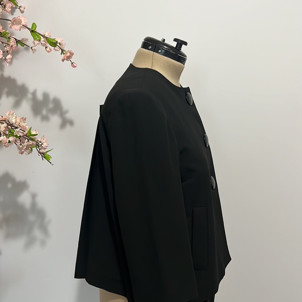 Black jacket - Picture 4 of 5